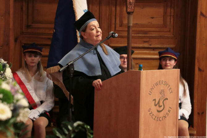 Profesor Elżbieta Gołembska – pionierka logistyki w Polsce z tytułem doktora honoris causa Uniwersytetu Szczecińskiego